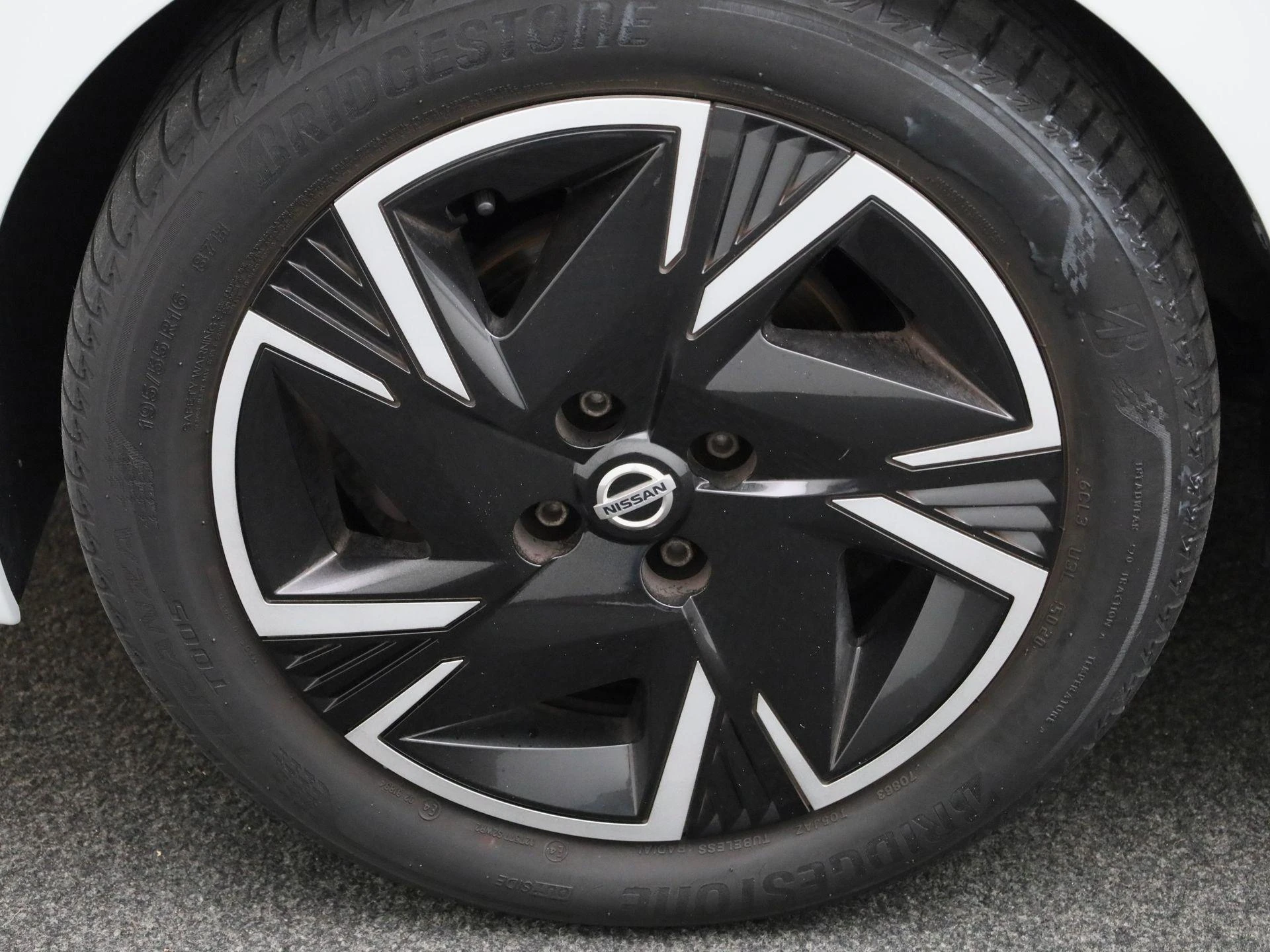 Nissan-Micra-image-11