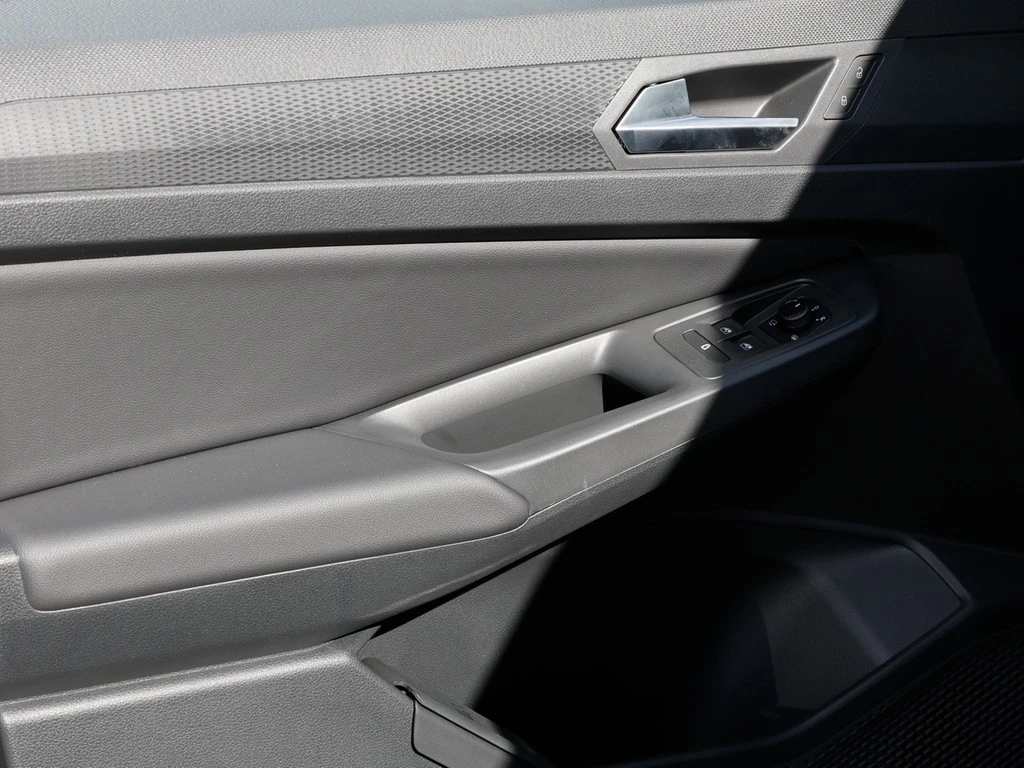 Volkswagen-Caddy-image-15