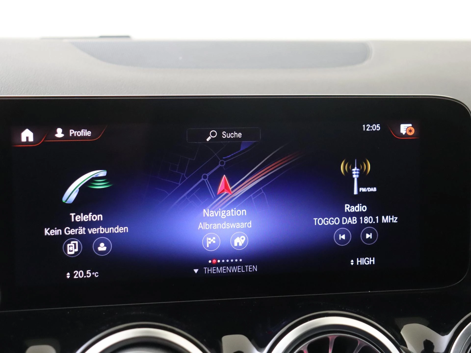 Mercedes-Benz-B-Klasse-image-15