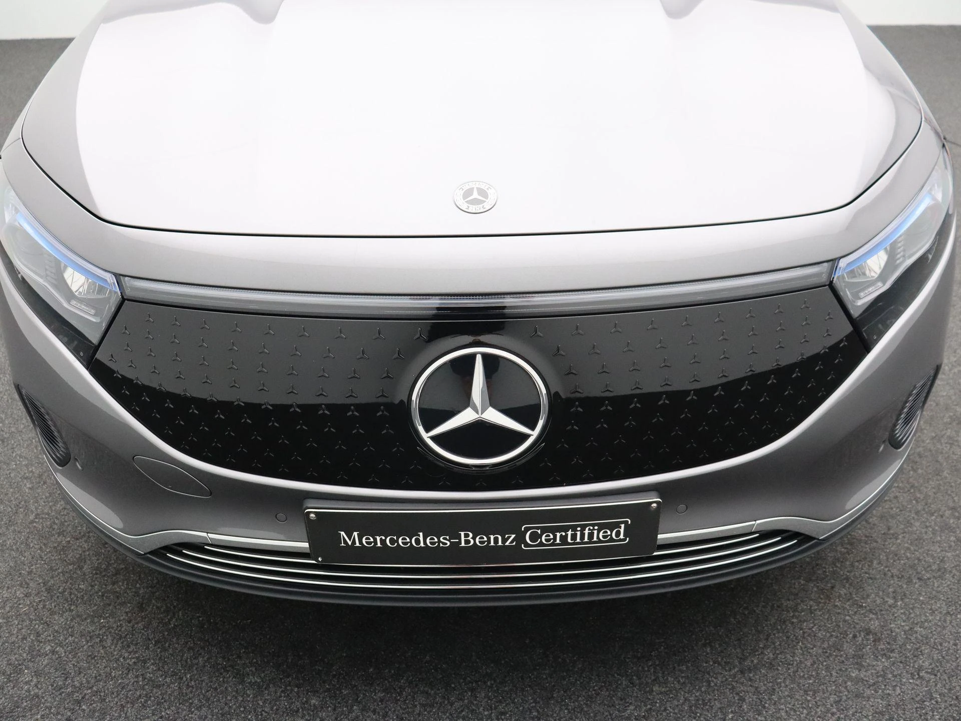 Mercedes-Benz-EQA-image-23