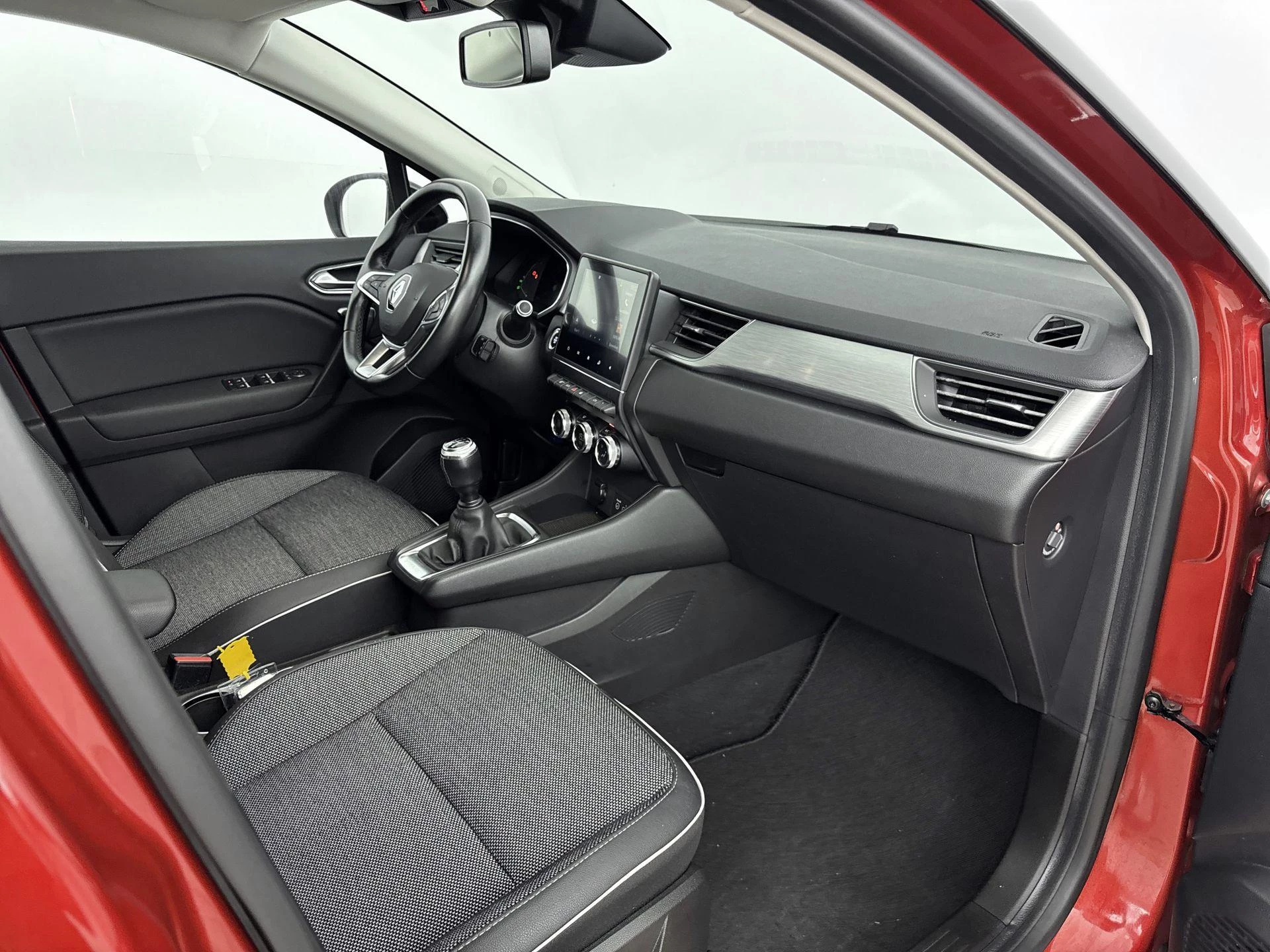 Renault-Captur-image-15