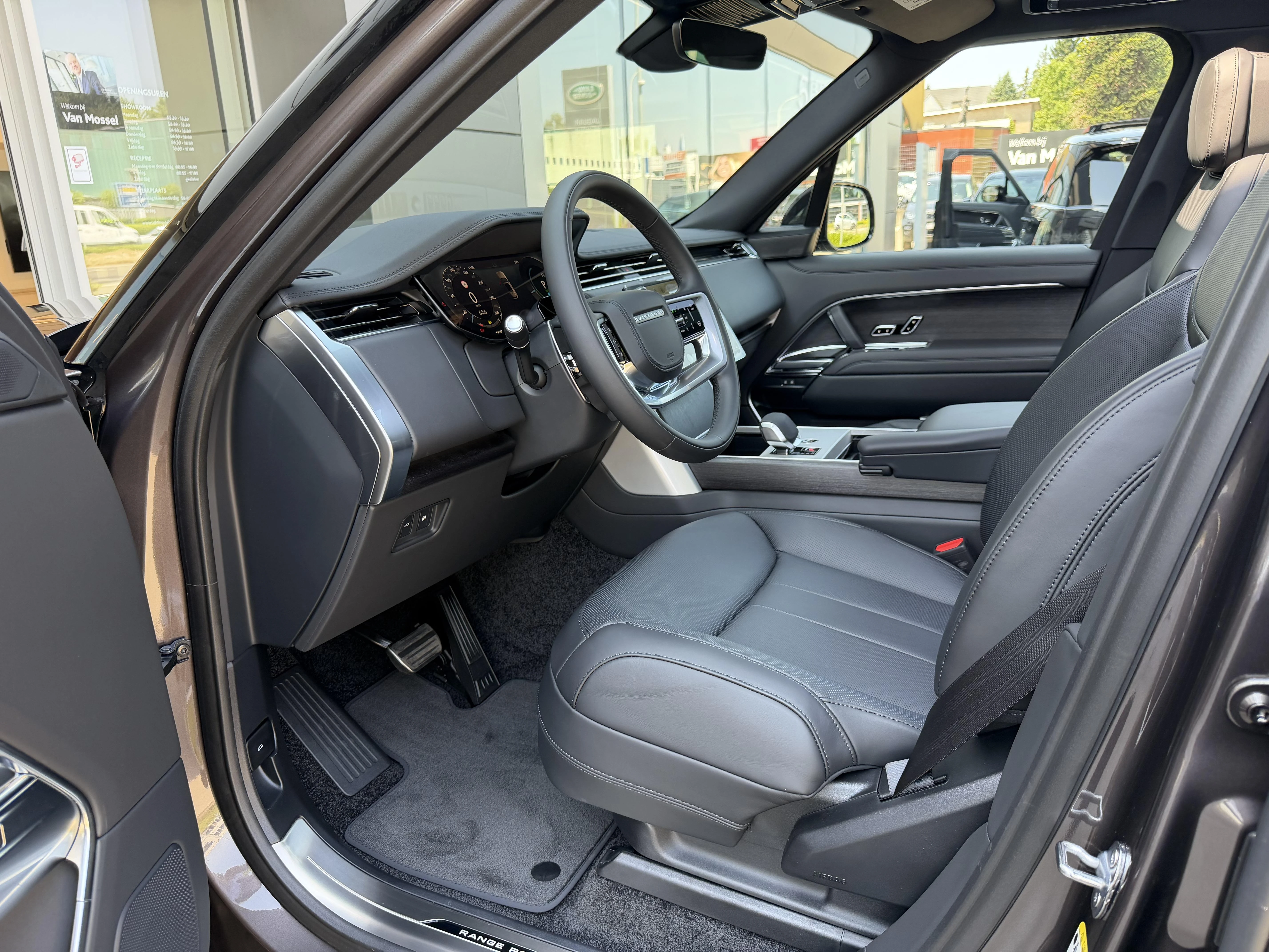 Land Rover Range Rover SWB P460e HSE AWD Auto. 26MY