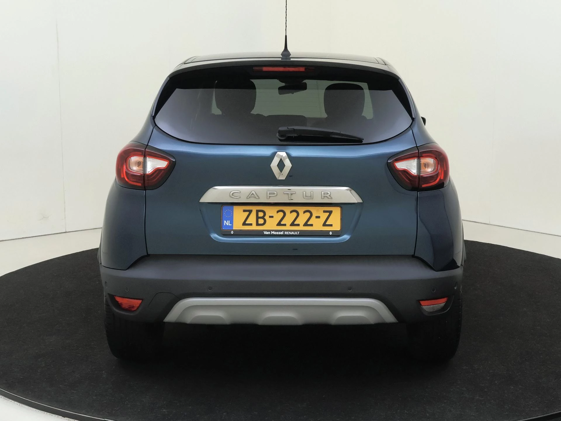 Renault-Captur-image-6