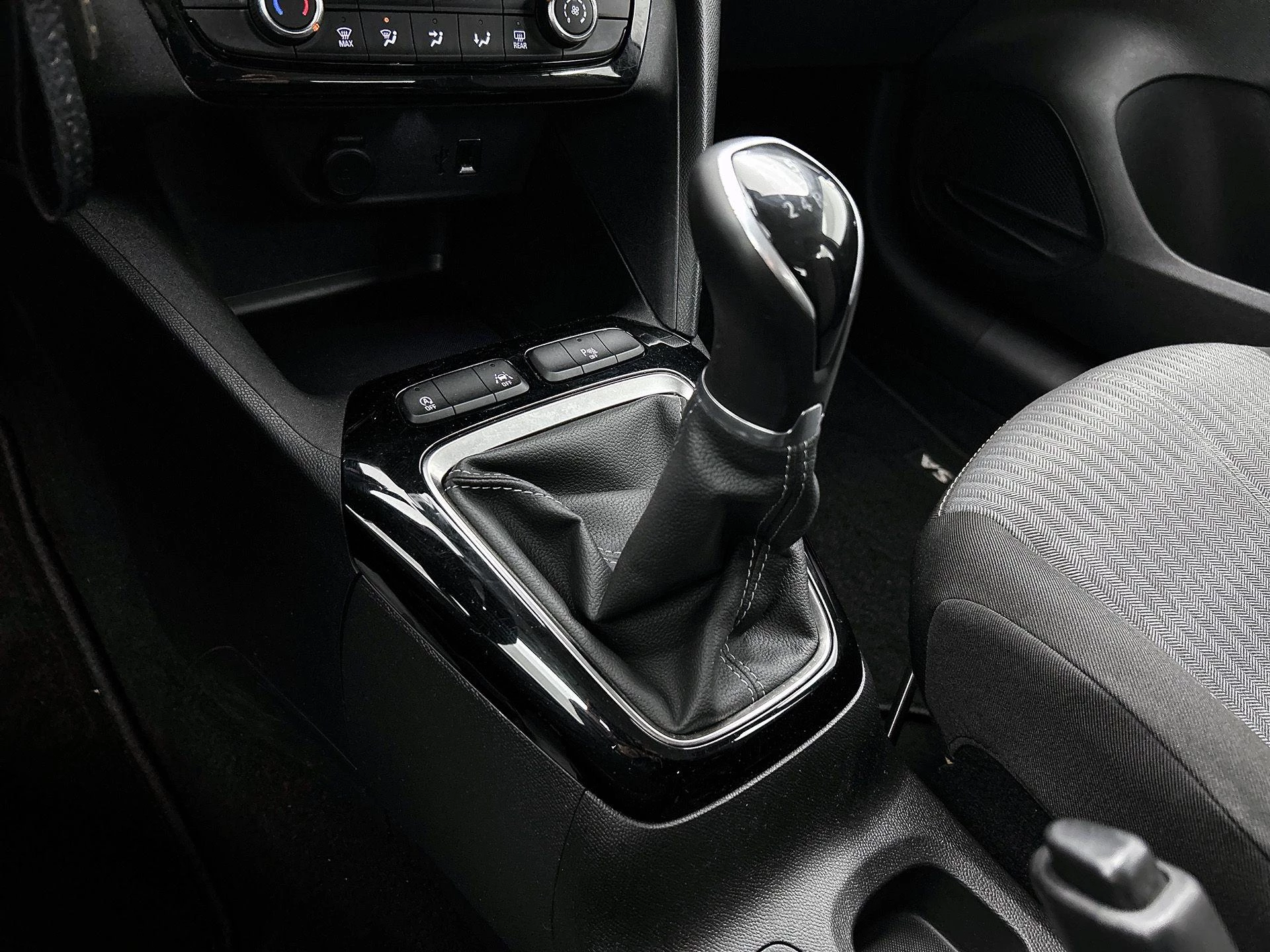 Opel-Corsa-image-23