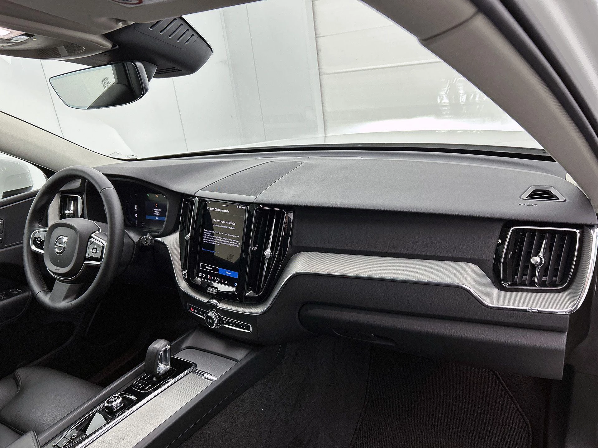 Volvo XC60 2.0 T6 Plug-in hybrid AWD Plus Bright