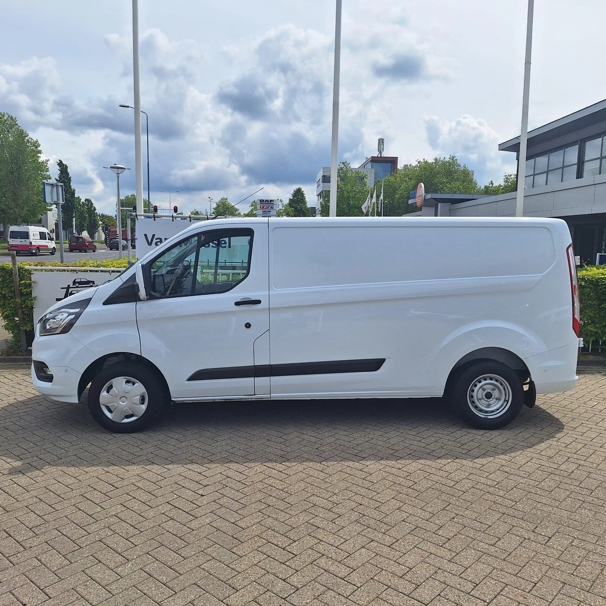 Ford Transit Custom 300 2.0 TDCI L2H1 Trend
