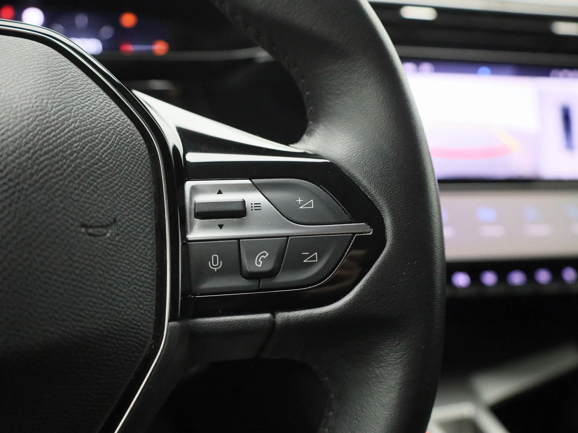 Peugeot-308-image-17