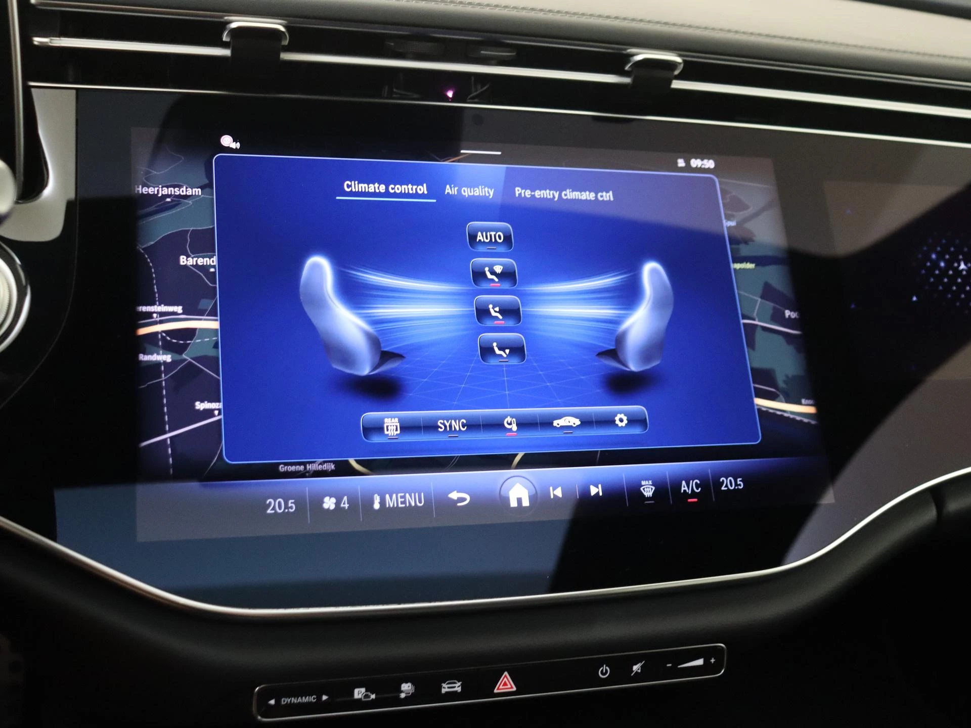 Mercedes-Benz-E-Klasse-image-20