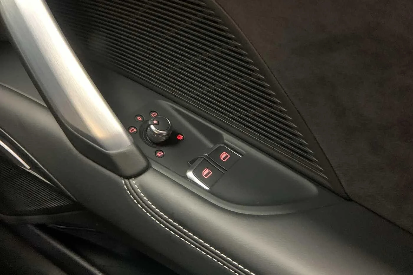 Audi-TT-image-21