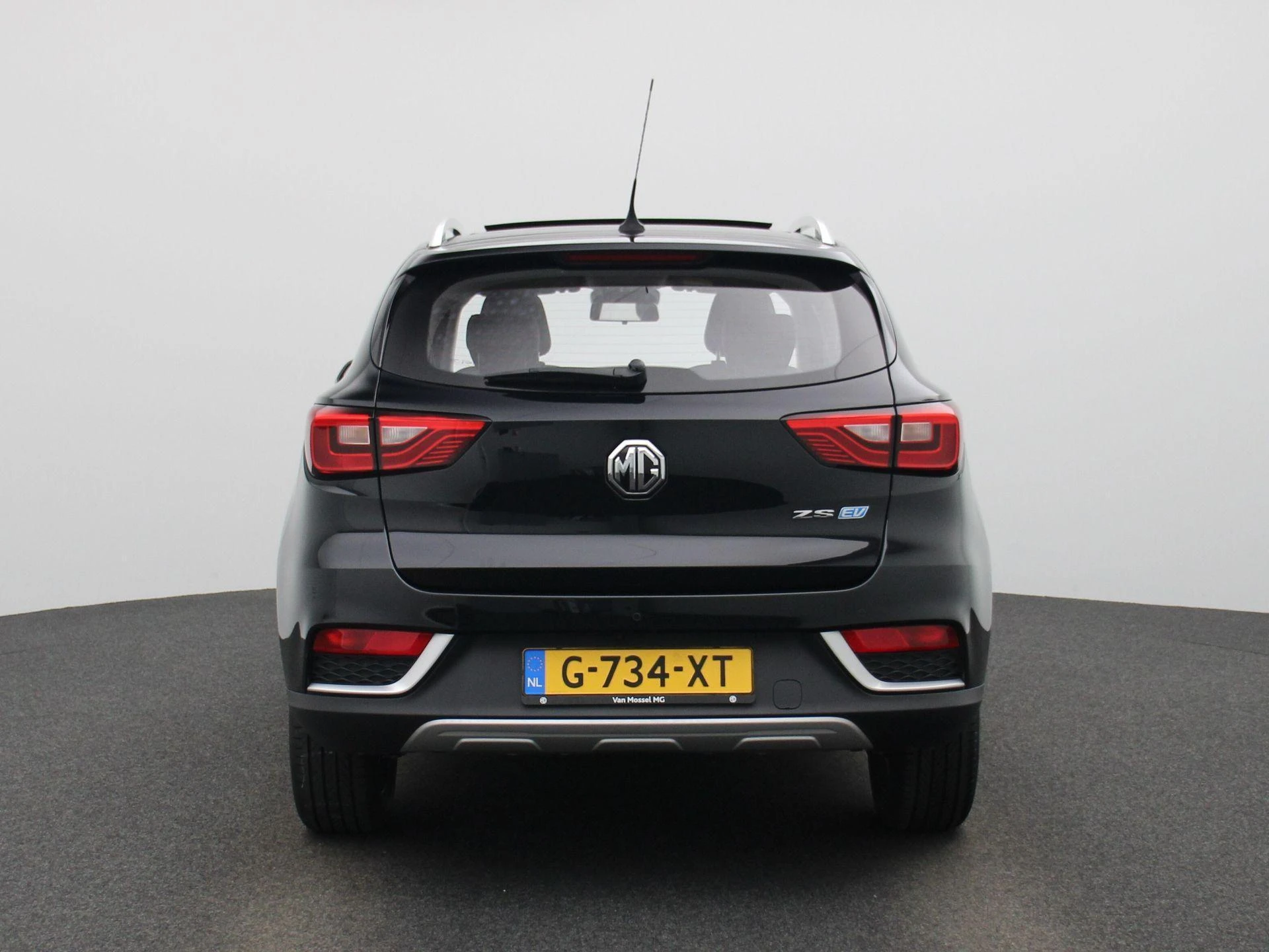 MG-ZS EV-image-4