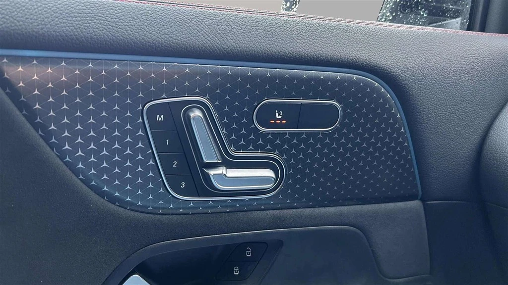 Mercedes-Benz-EQA-image-10