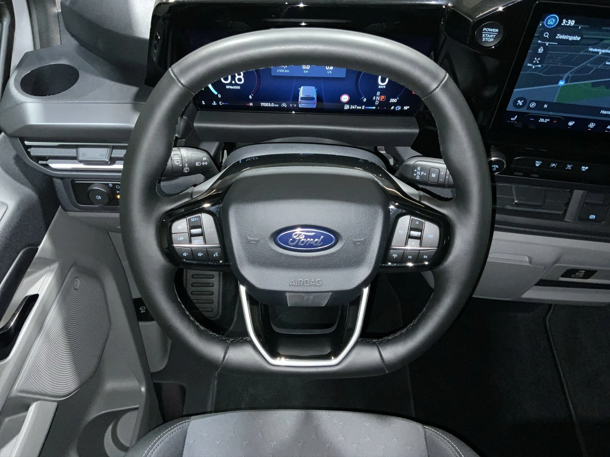 Ford-Tourneo Custom-image-11