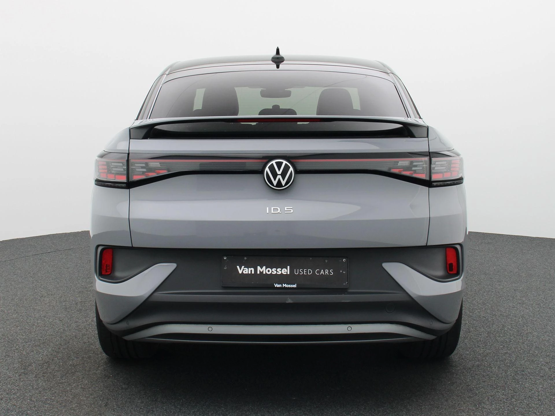 Volkswagen-ID.5-image-2