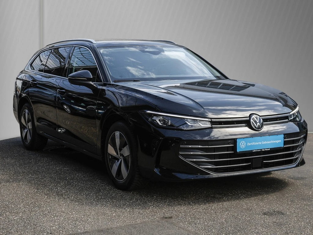 Volkswagen-Passat-image-2