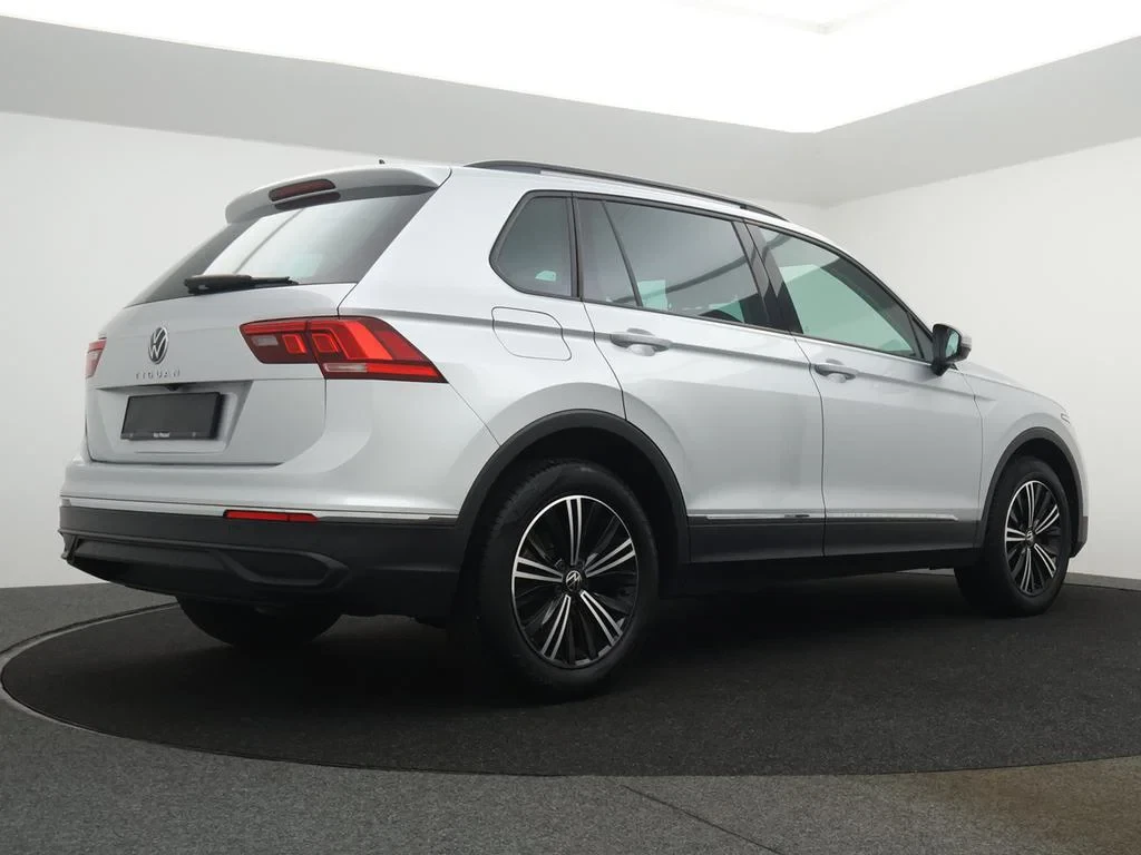 Volkswagen-Tiguan-image-1