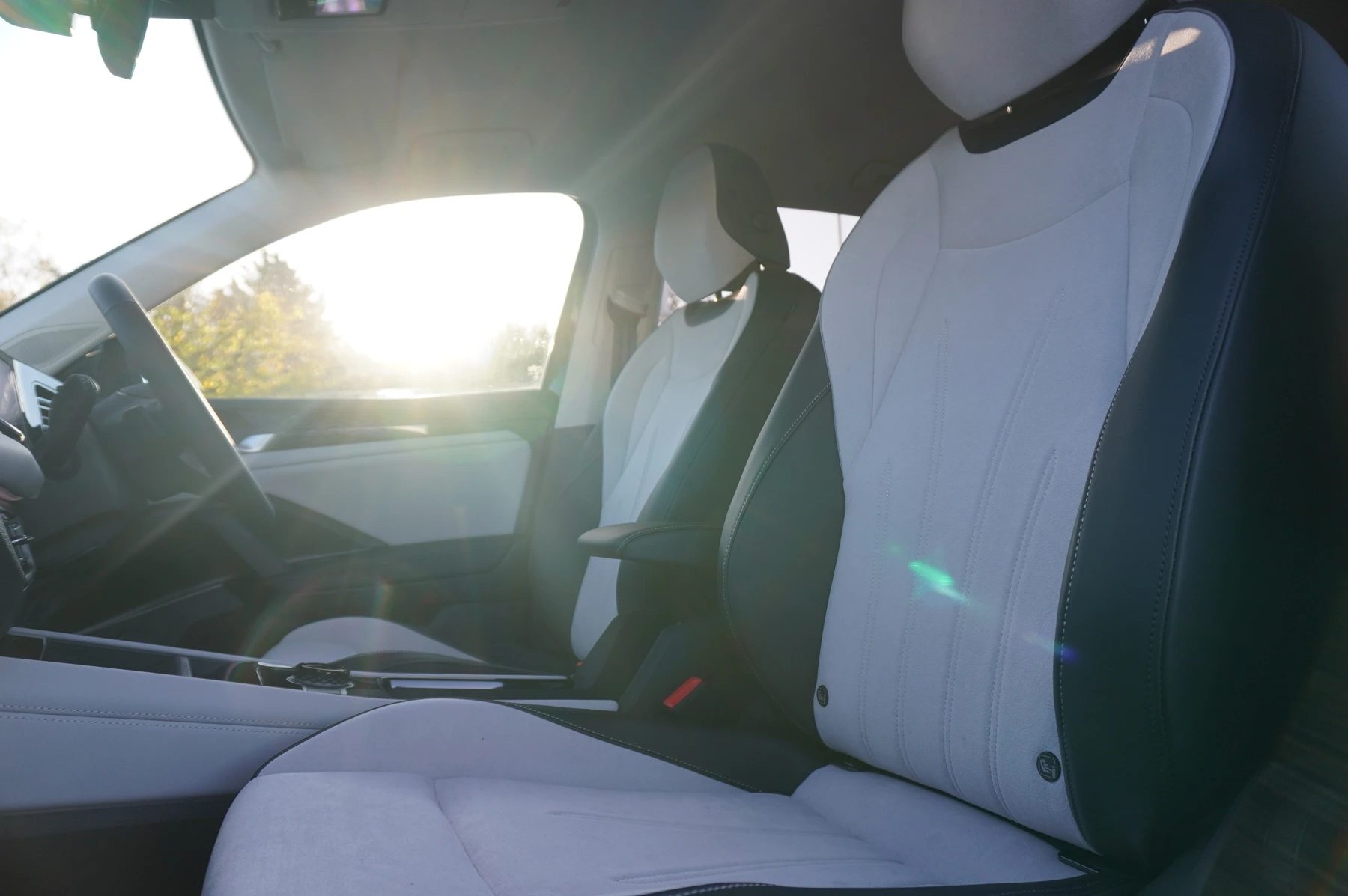 Volkswagen-Tiguan-image-9