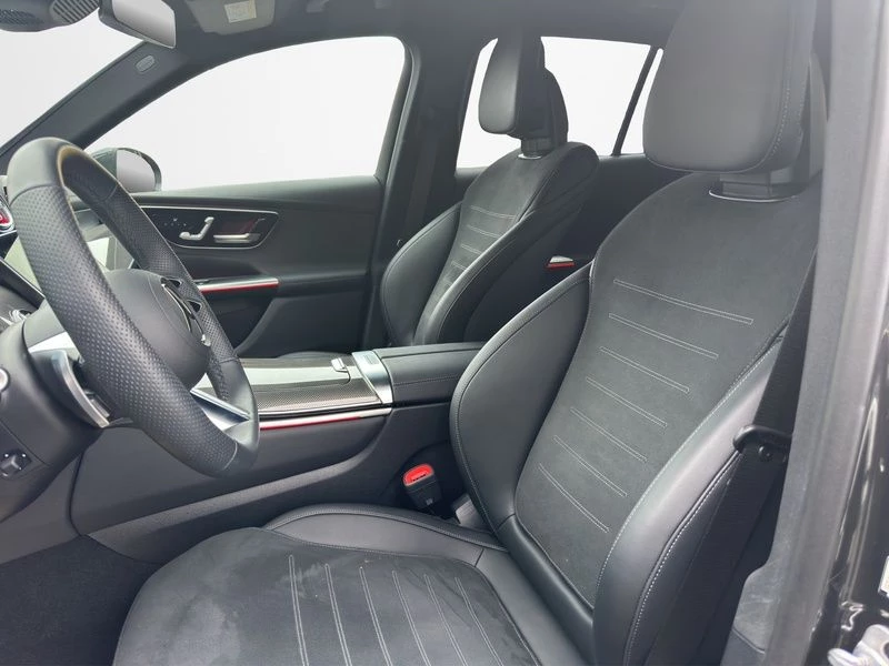 Mercedes-Benz GLC 300 d 4M AMG KEYLESS DISTRONIC AHK MBUX AMG Line