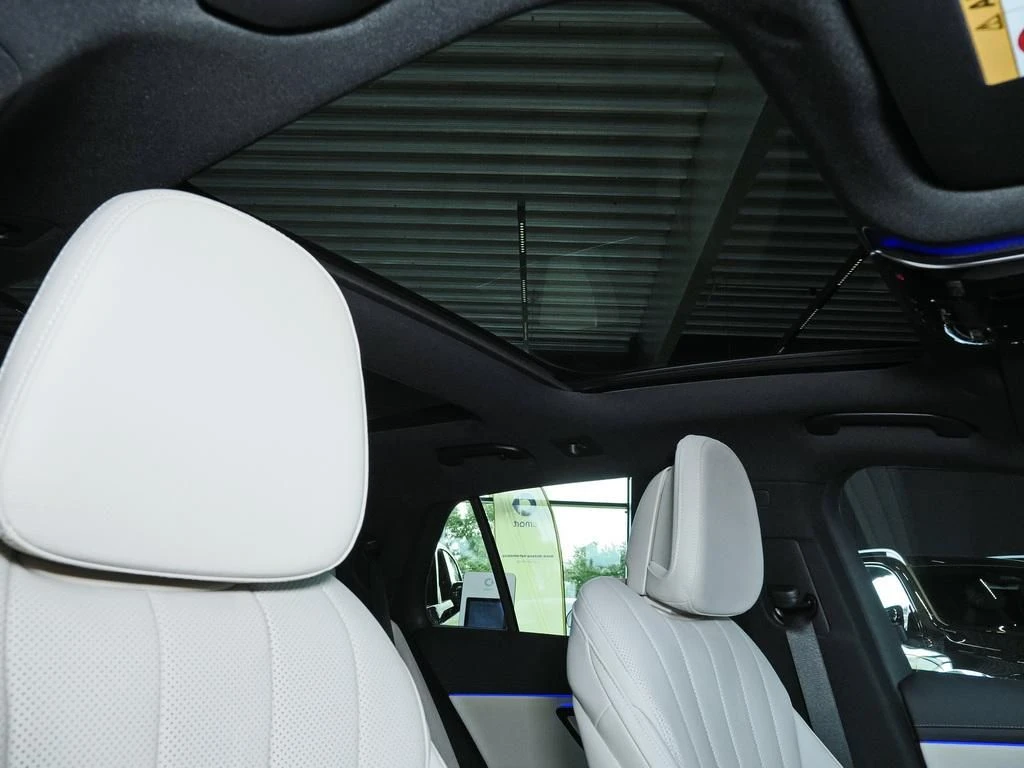 Mercedes-Benz-E-Klasse 300 de-image-16