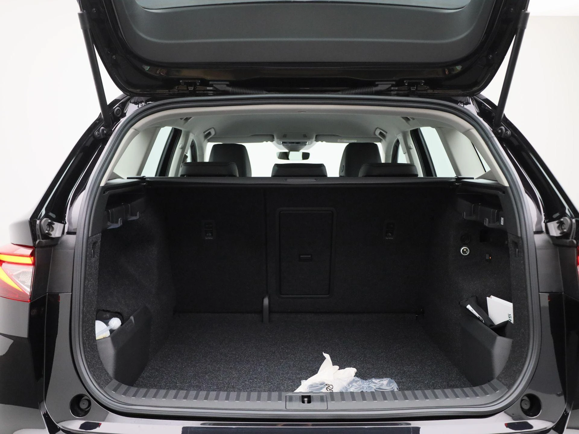Škoda-Enyaq iV-image-11