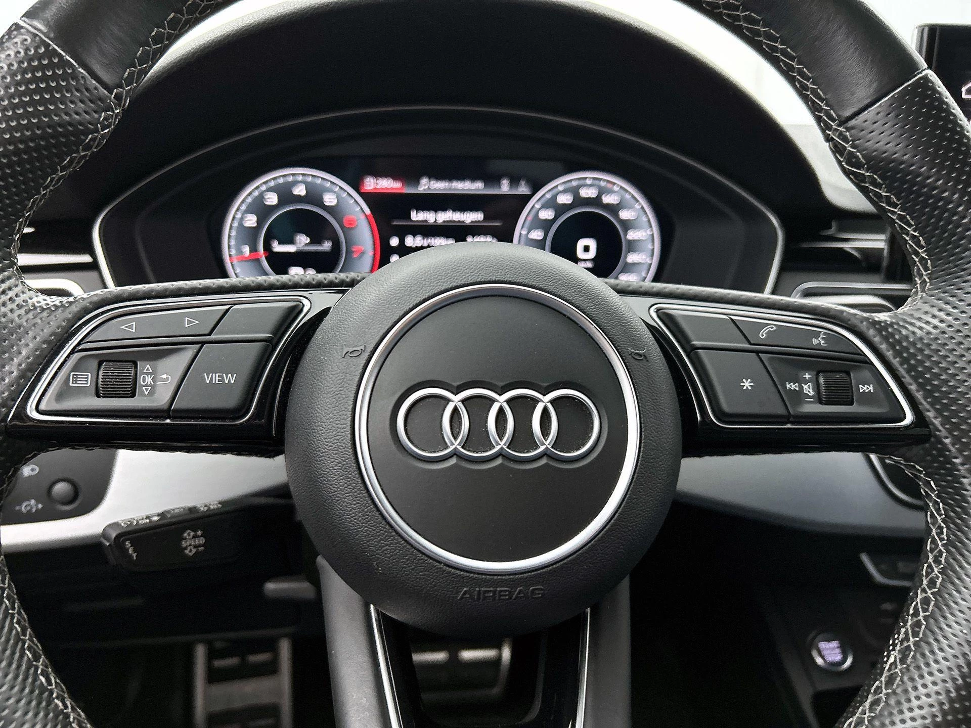 Audi A4 Limousine 40 TFSI quattro S edition