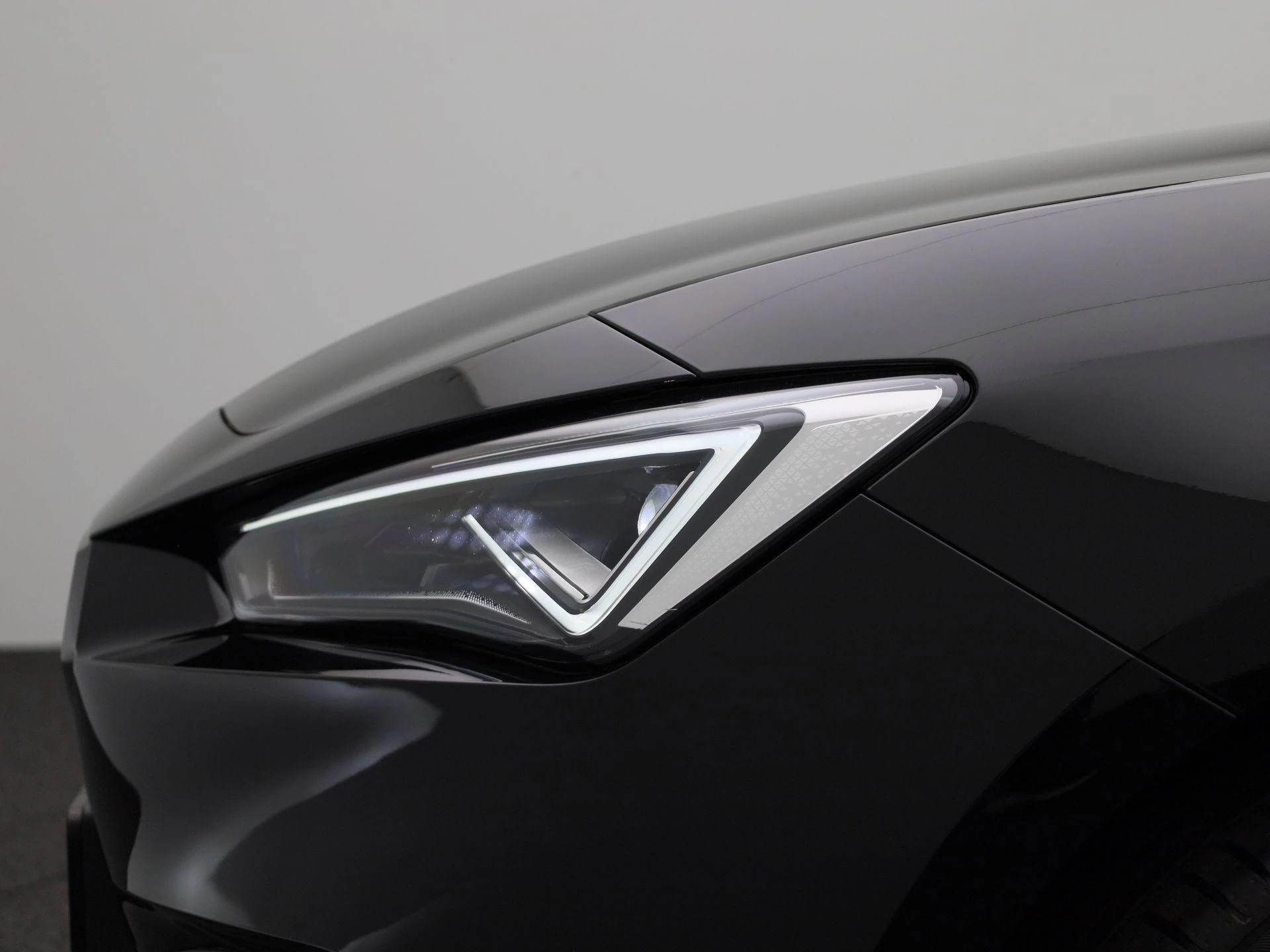 SEAT Leon Sportstourer 1.5 TSI e-Hybrid FR Business