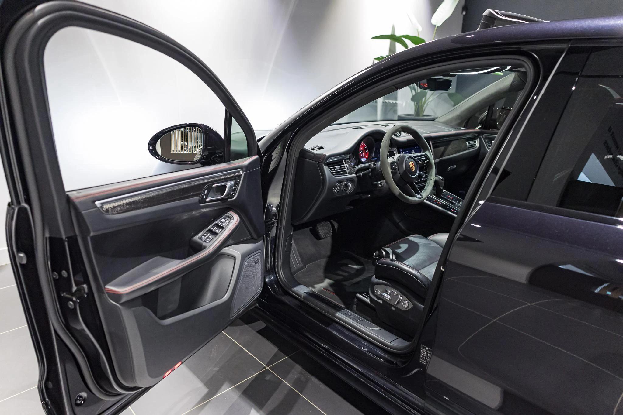 Porsche-Macan-image-17
