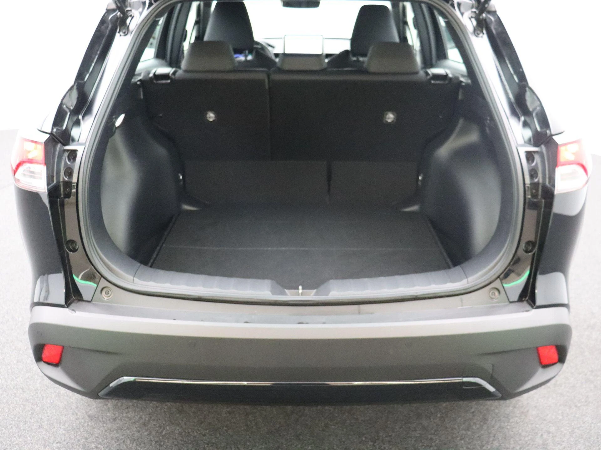 Toyota-Corolla Cross-image-21