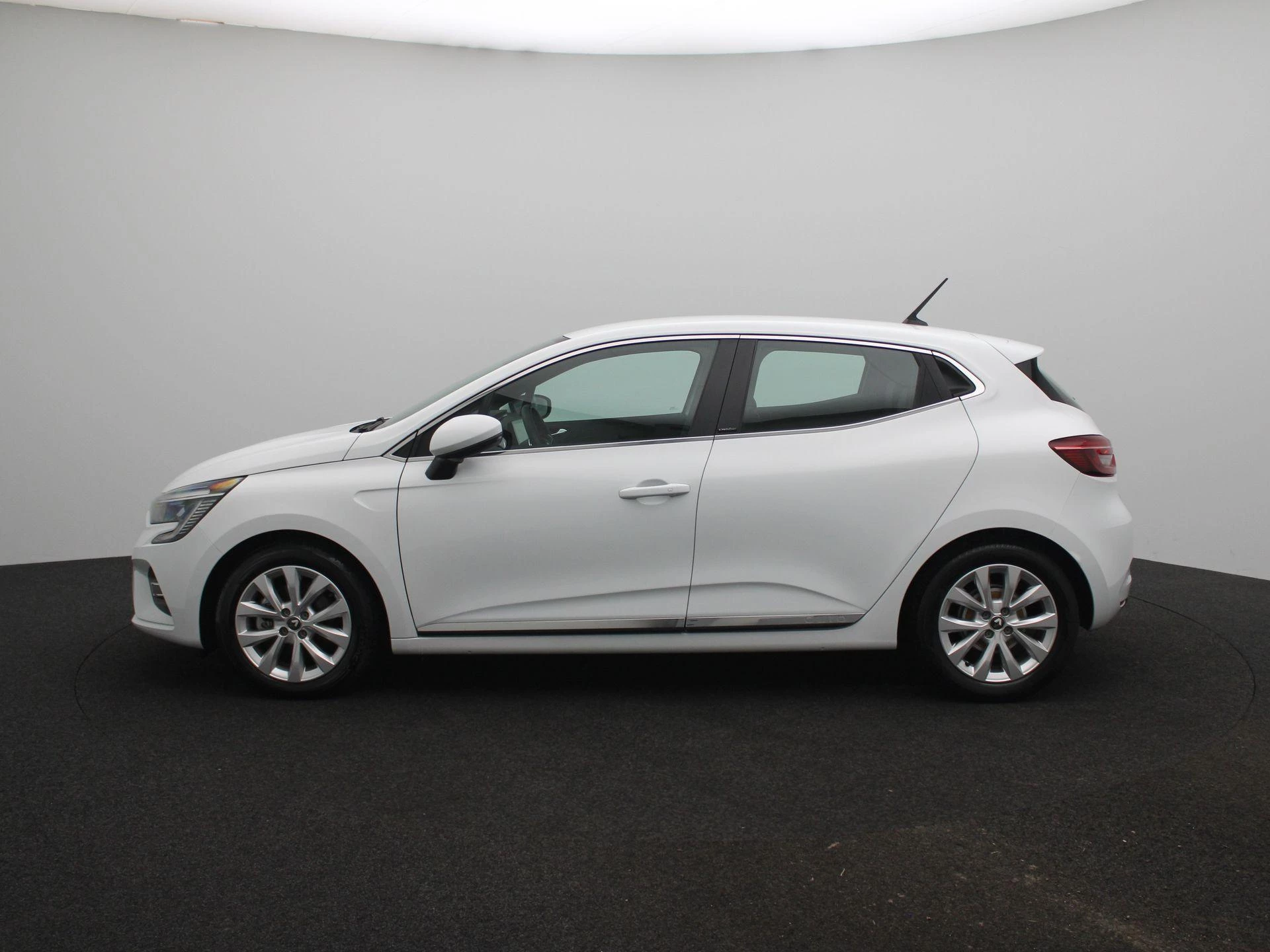 Renault Clio E-Tech Hybrid 140 Intens