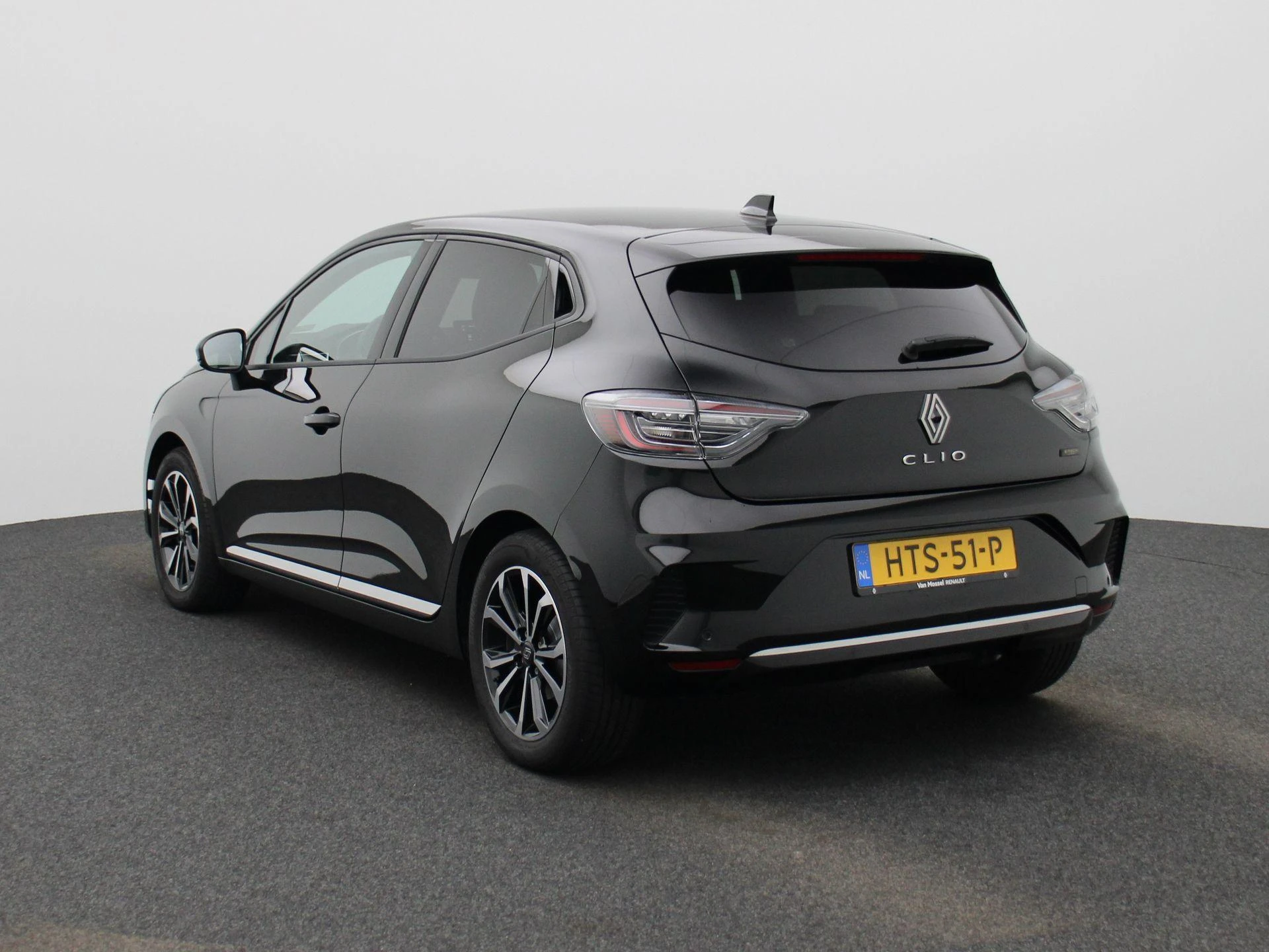 Renault-Clio-image-1