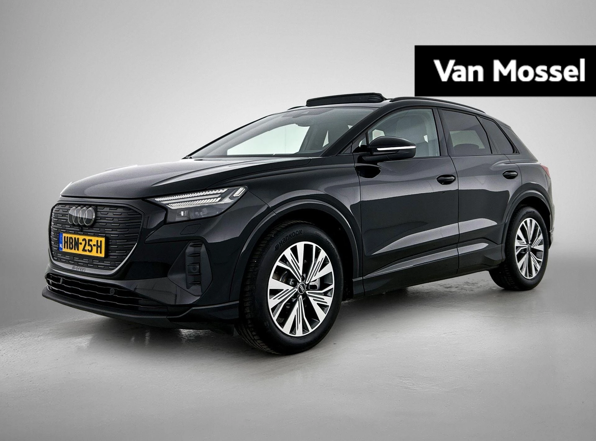 Audi-Q4 e-tron-image-0