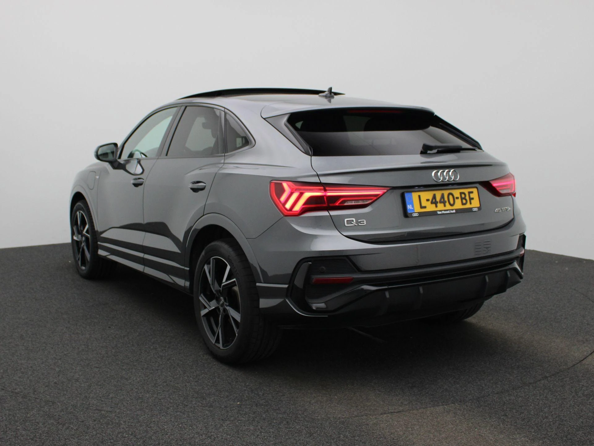 Audi-Q3-image-1