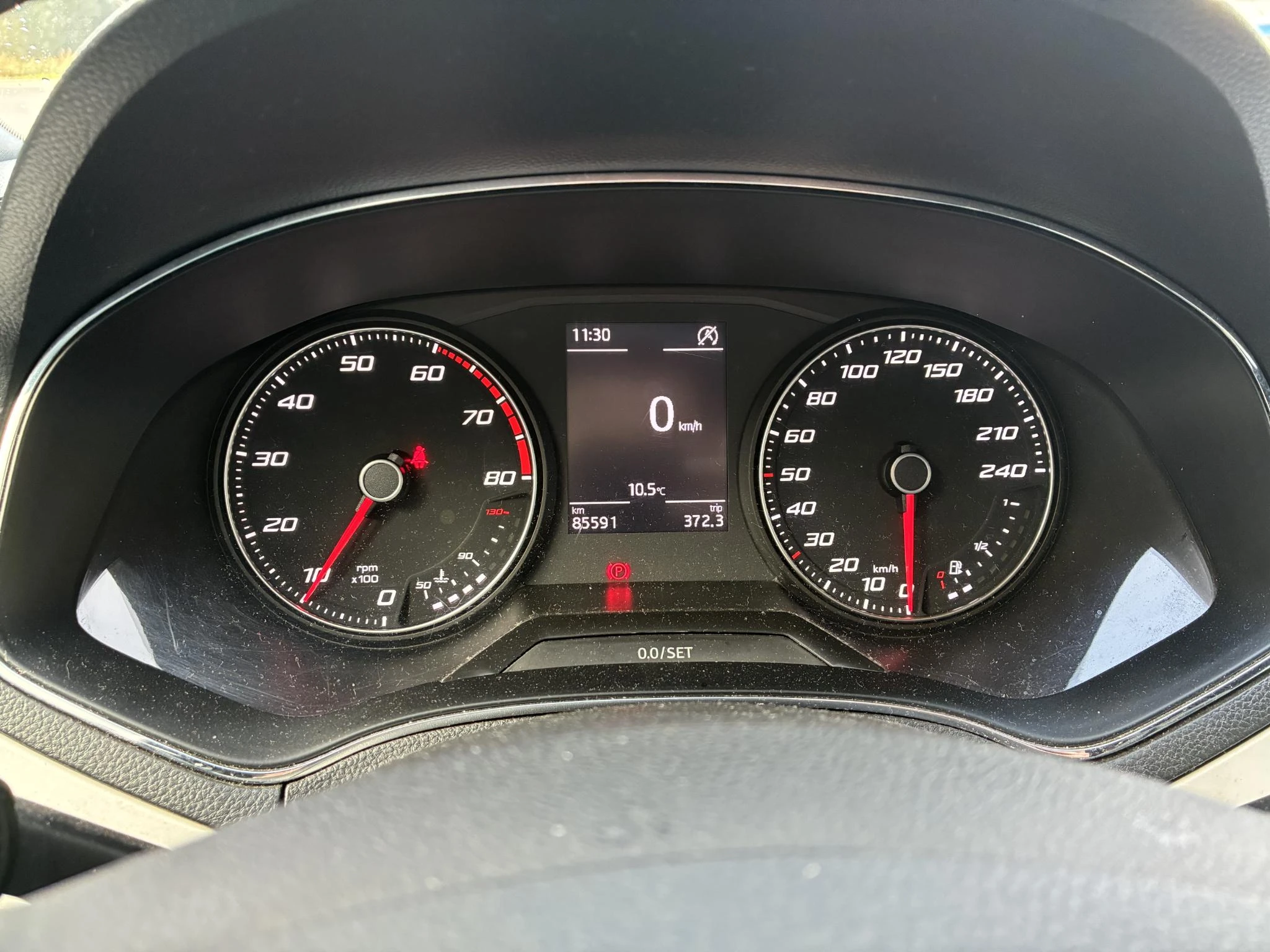SEAT-Arona-image-4