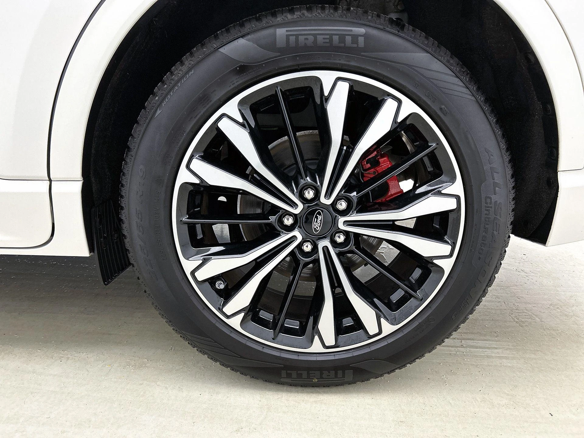 Ford-Kuga-image-35