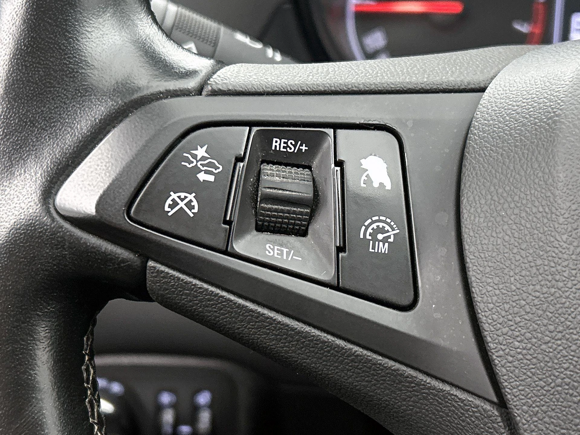 Opel-Zafira-image-5