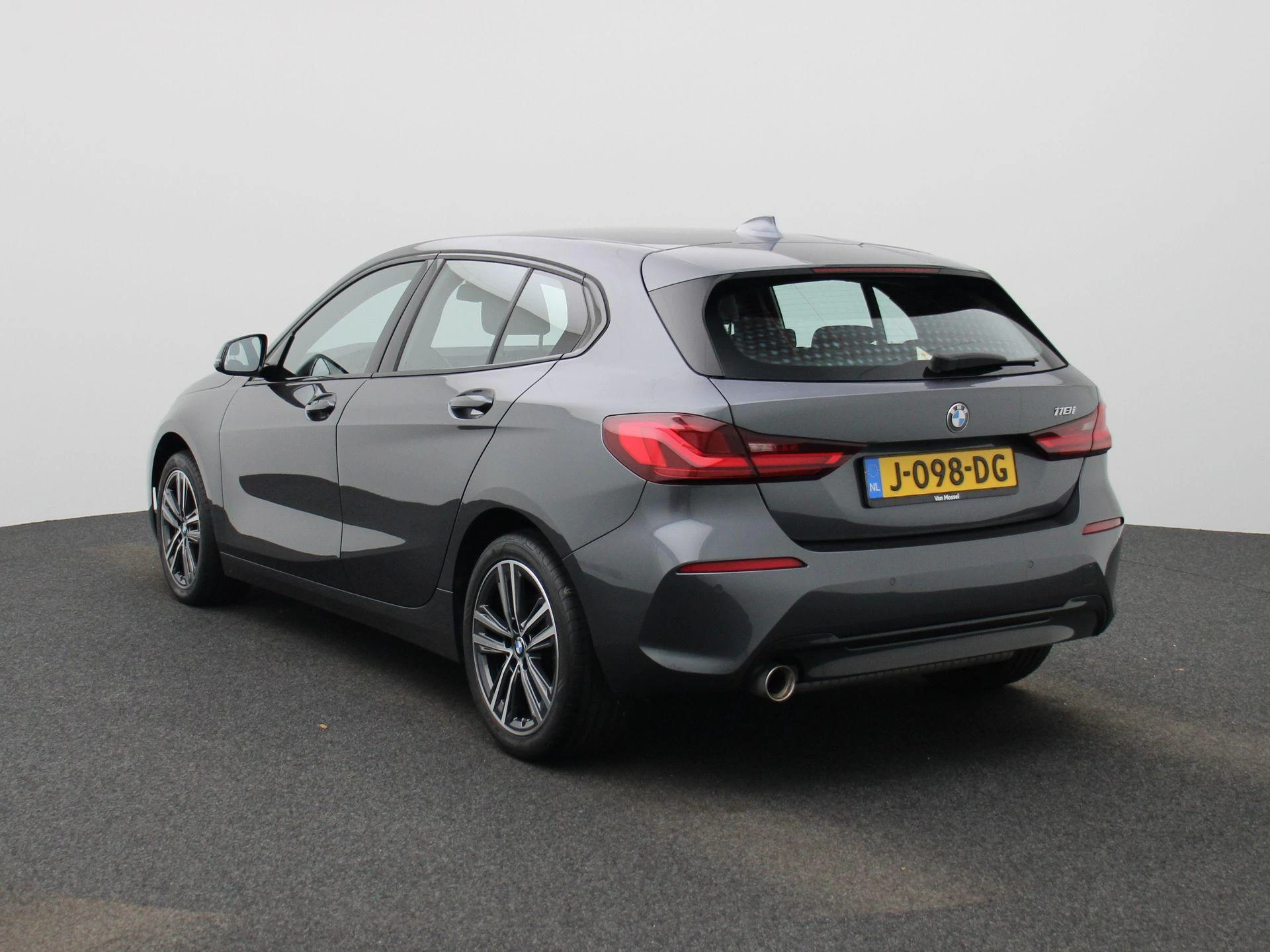 BMW-1 Serie-image-1