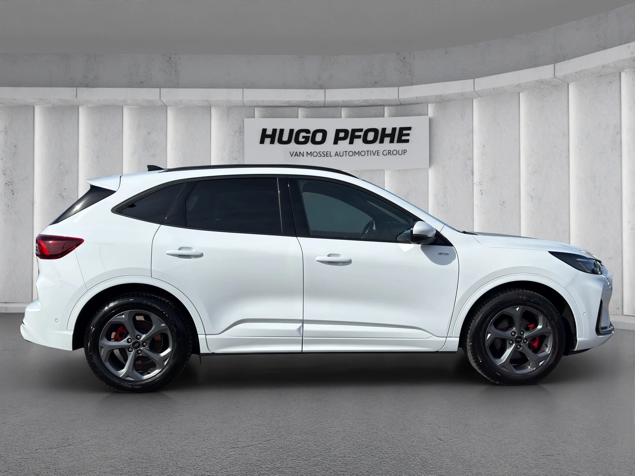 Ford Kuga ST-Line X Aut.*AHK*360GRAD*LED-MATRIX*NAVI*GRA*WINTER-PKT.
