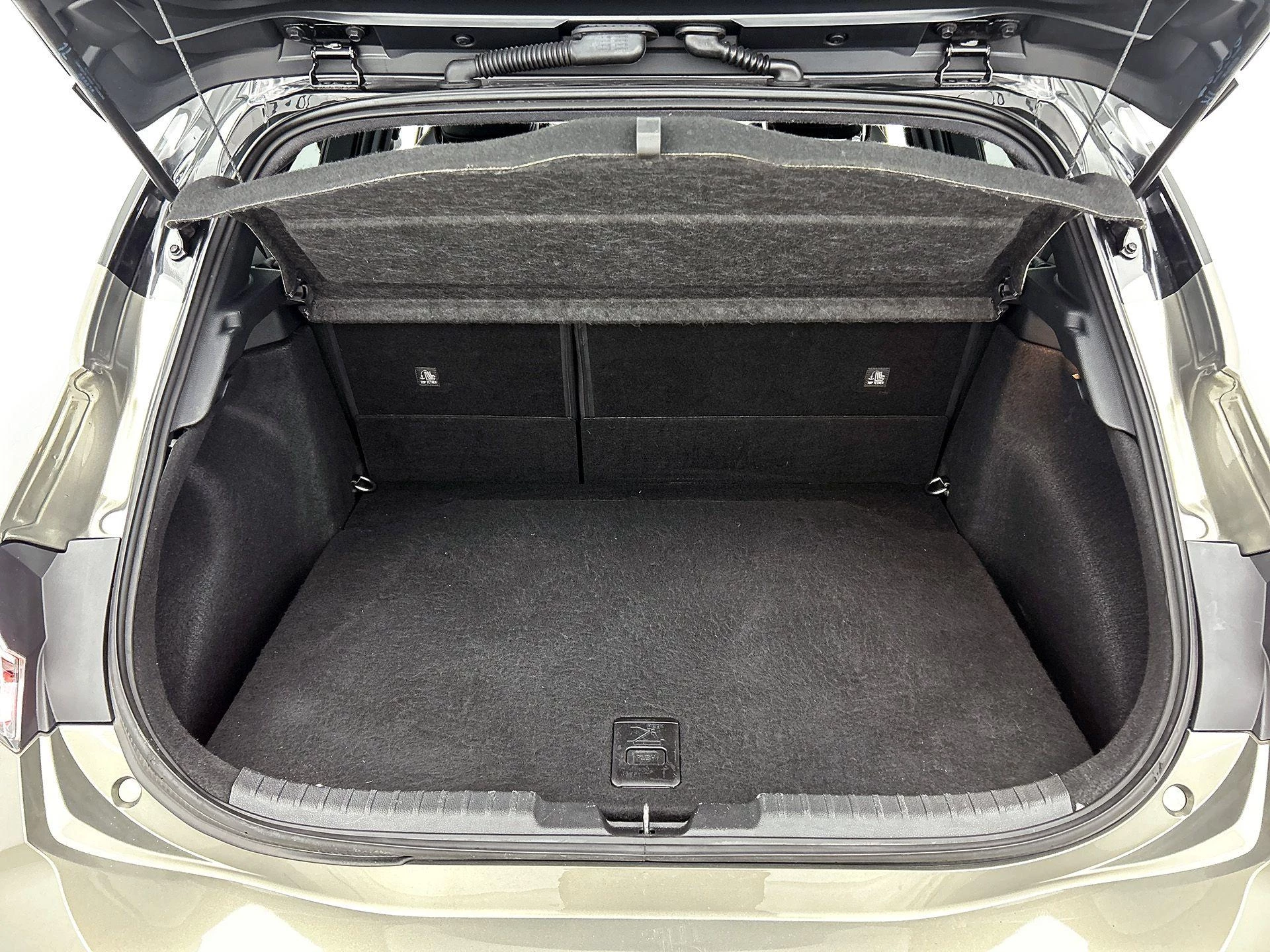 Toyota-Corolla-image-27