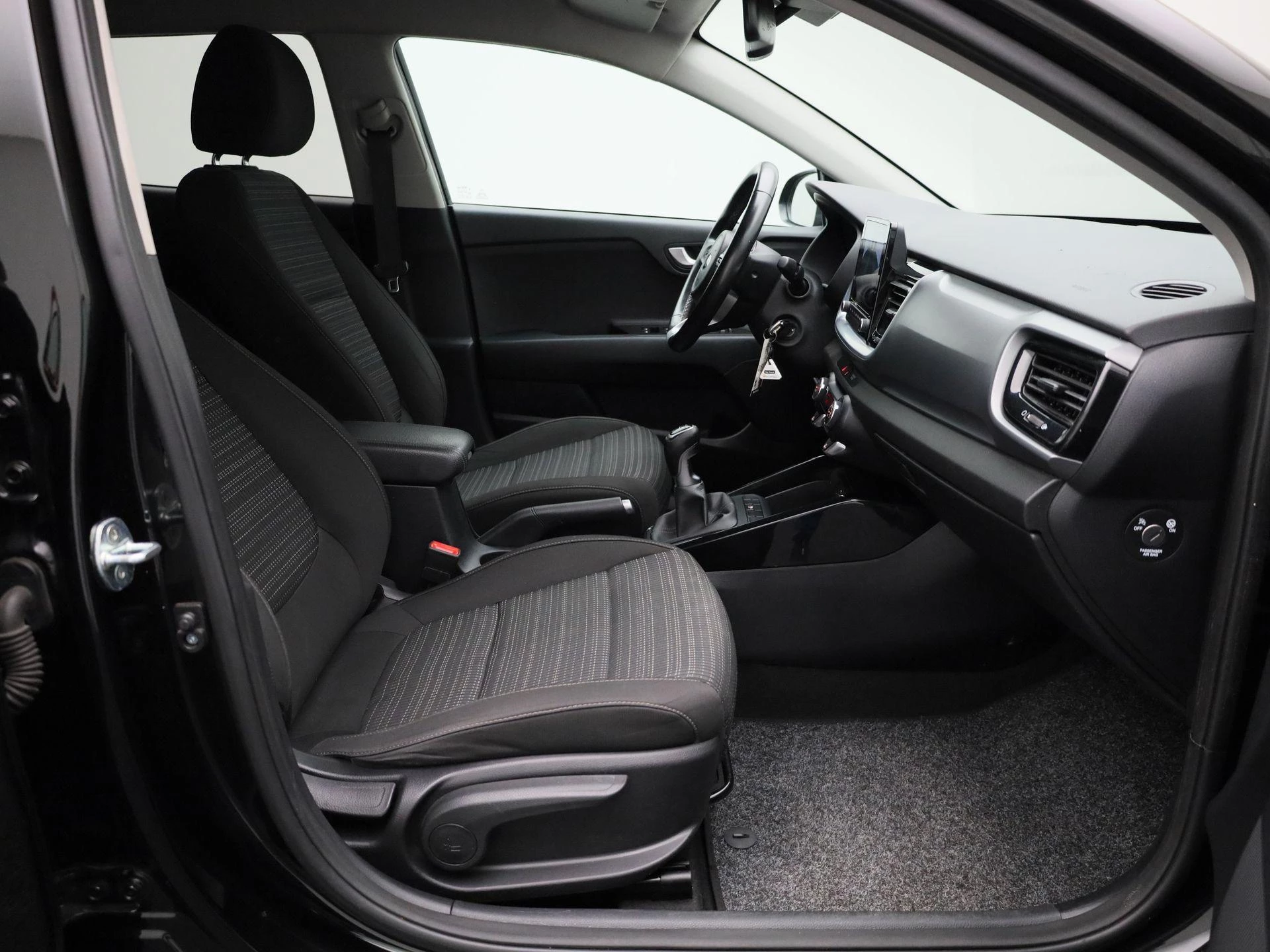 Kia-Stonic-image-28