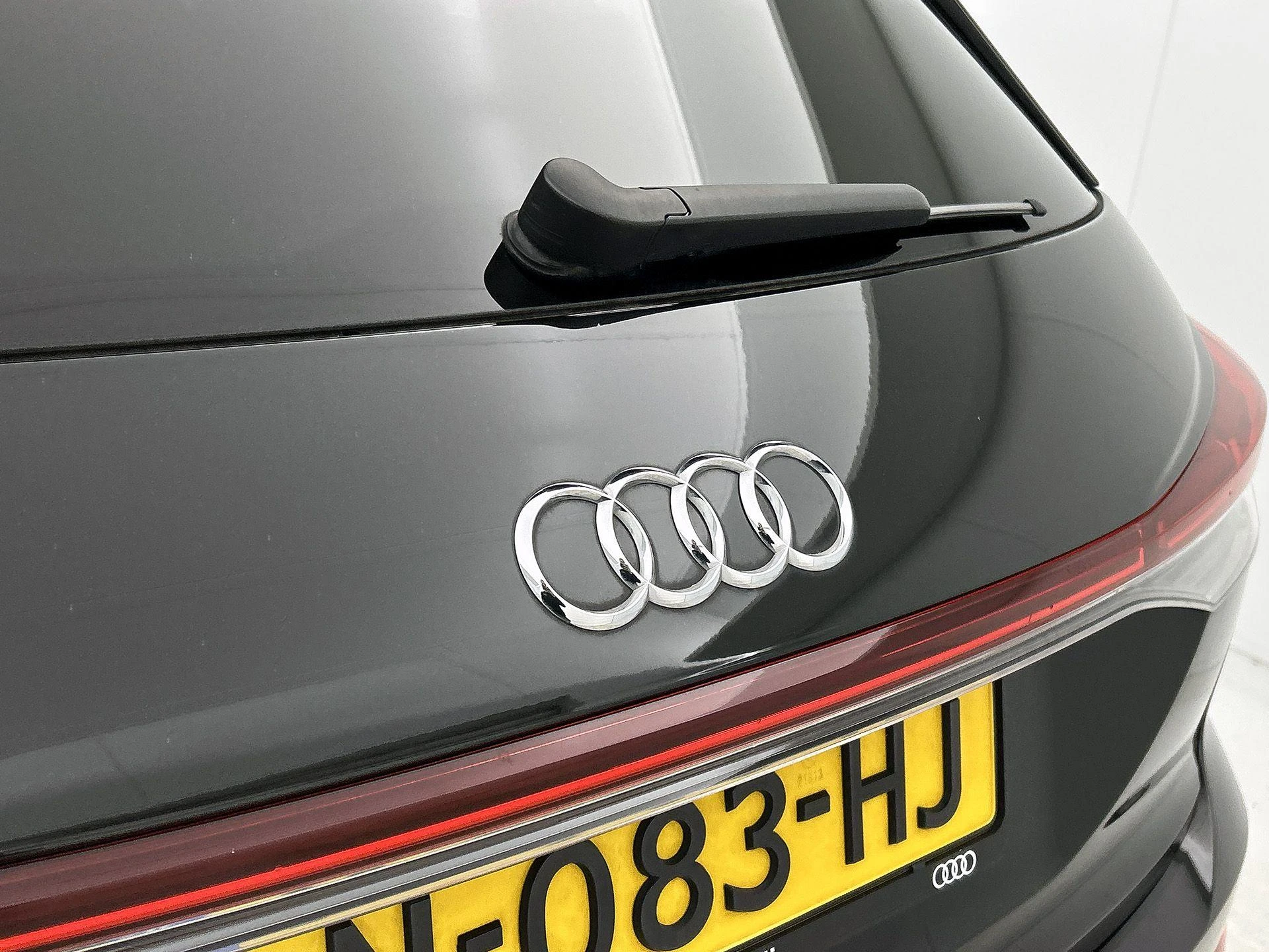 Audi-Q4 e-tron-image-20