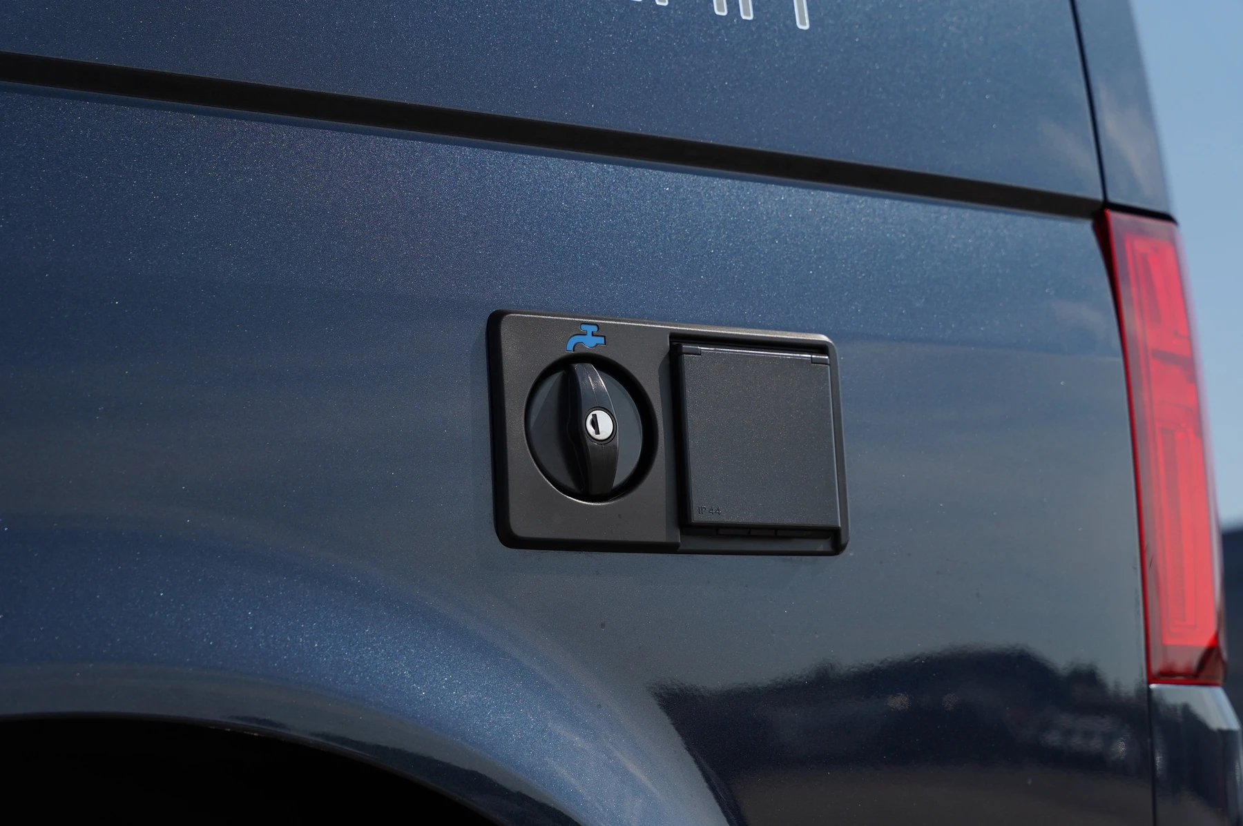 Volkswagen-California-image-65
