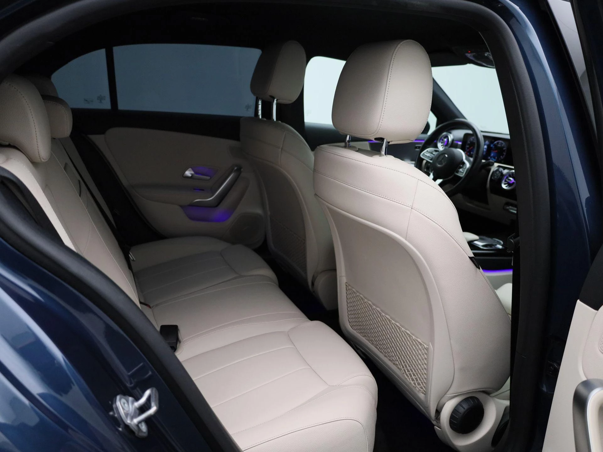 Mercedes-Benz-A-Klasse-image-46