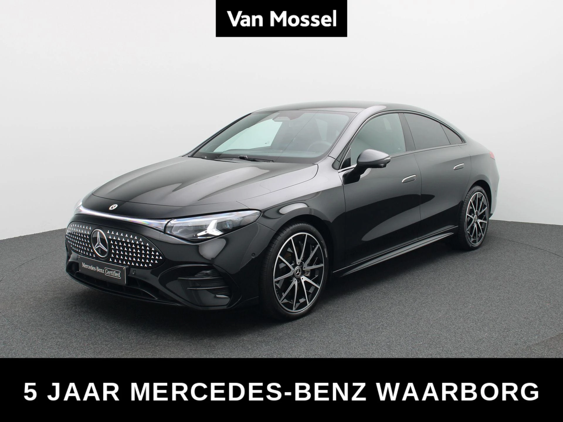 Mercedes-Benz-CLA-image-0