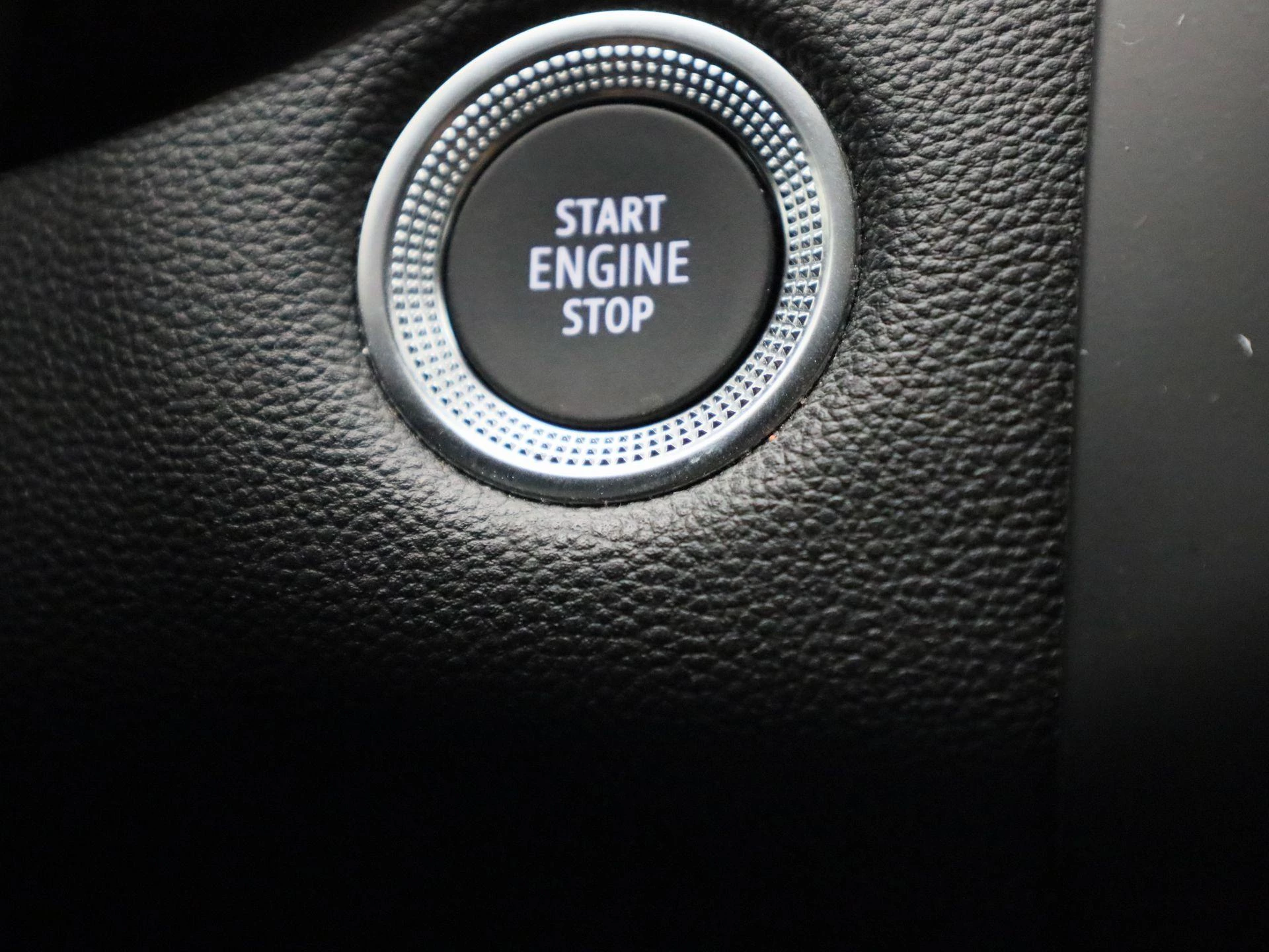 Renault-Captur-image-18