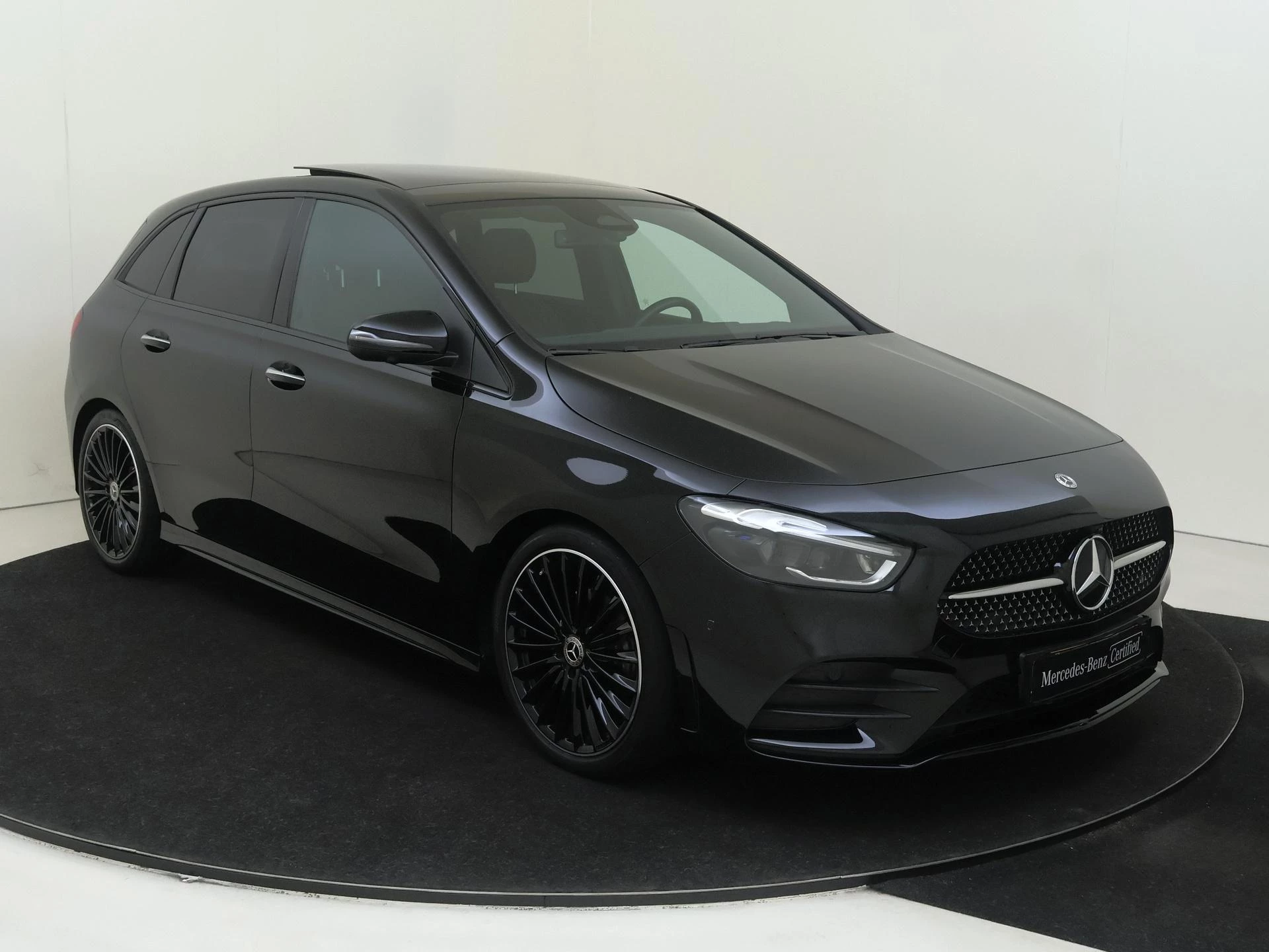 Mercedes-Benz B-Klasse 200 AMG Line