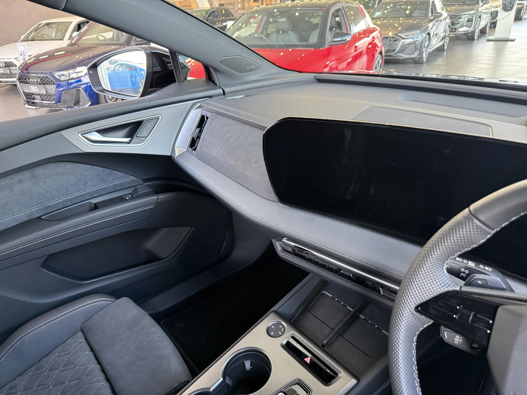 Audi-Q4 Sportback e-tron-image-10