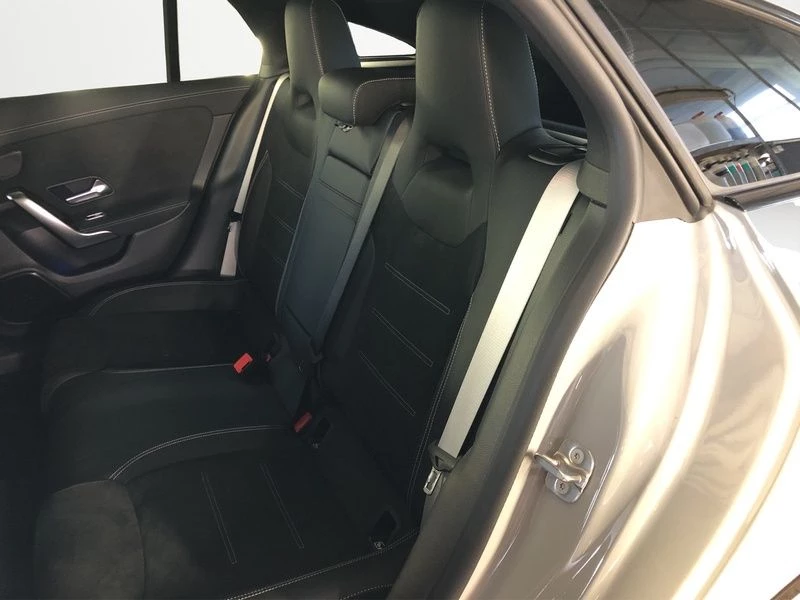 Mercedes-Benz-CLA-image-17