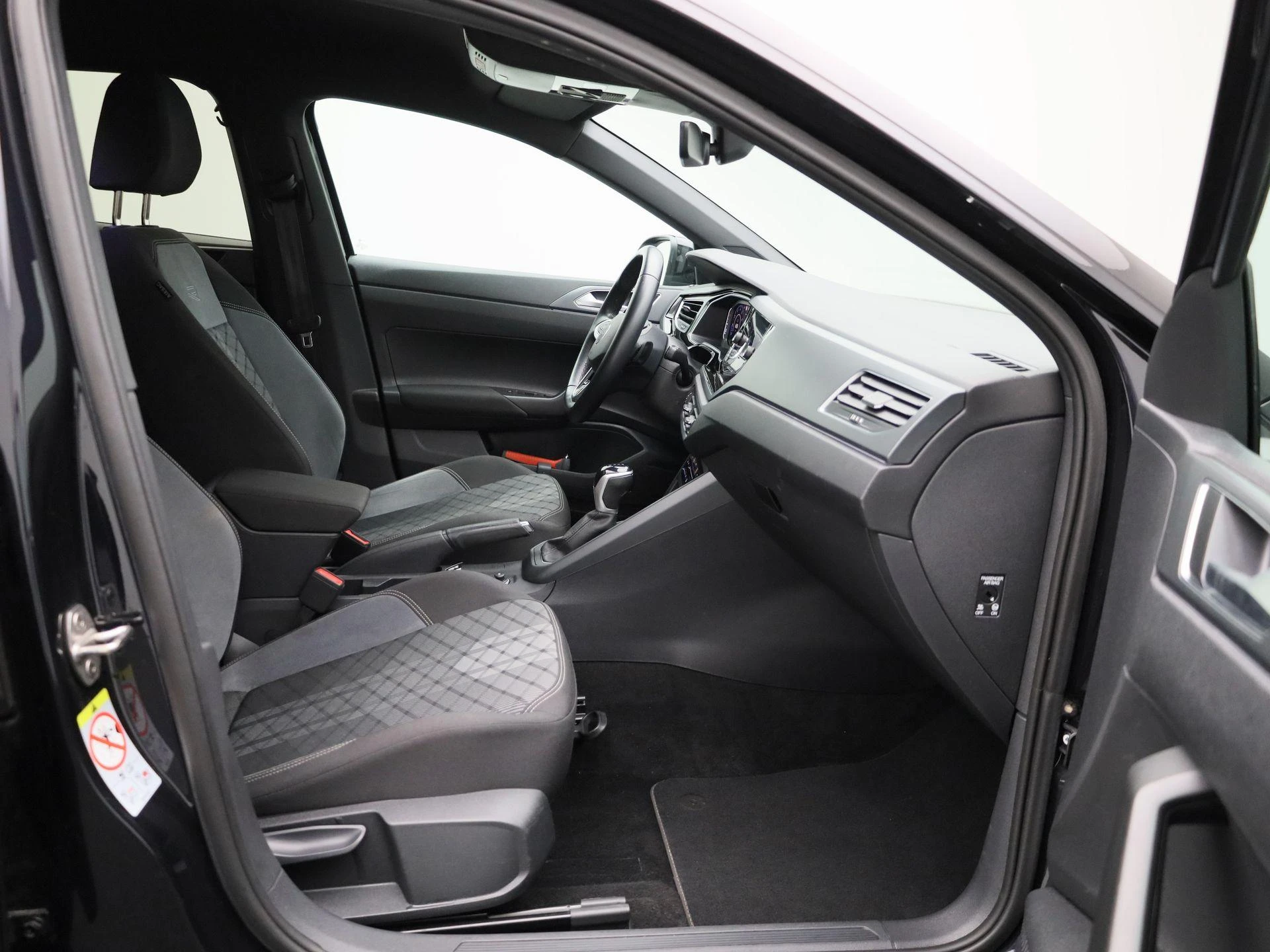 Volkswagen-Taigo-image-36