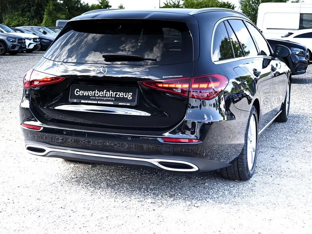 Mercedes-Benz-C-Klasse 220 d-image-4