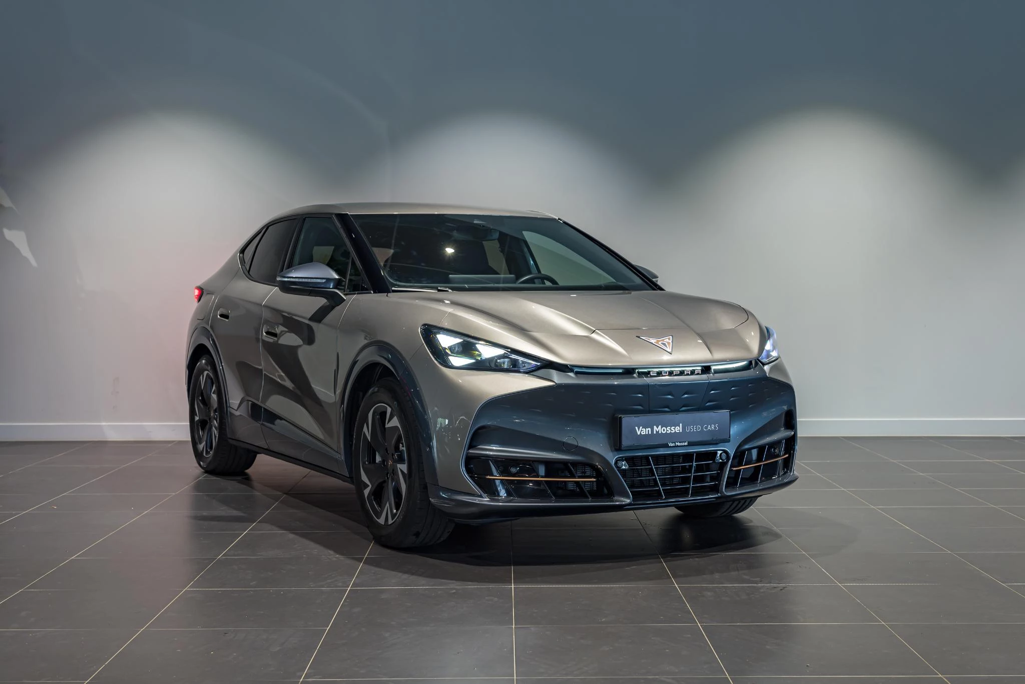 CUPRA-Tavascan-image-2