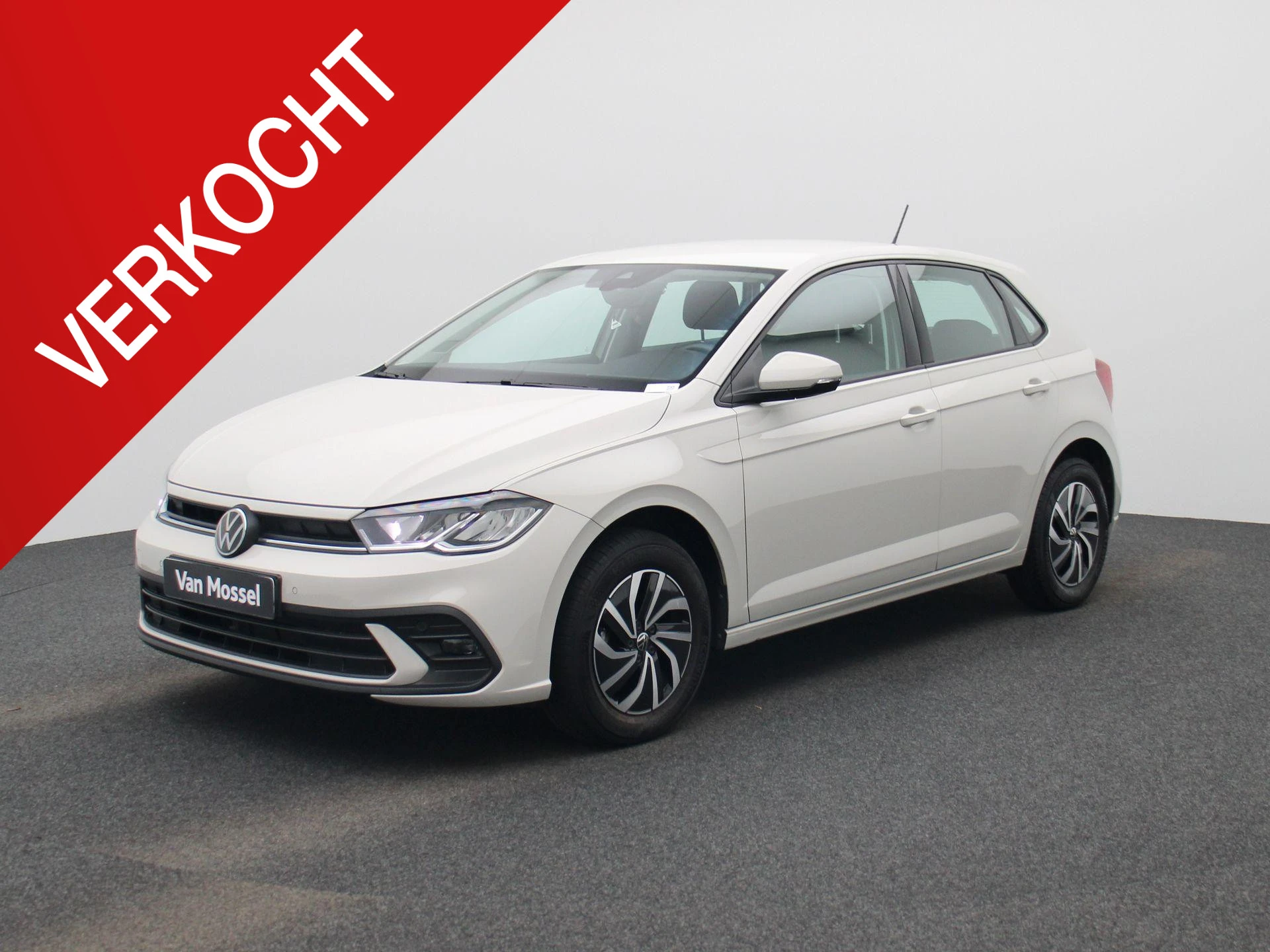 Volkswagen-Polo-image-0